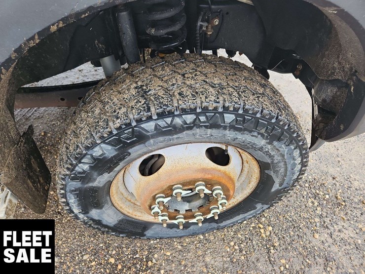 2019-ford-f550-image-13