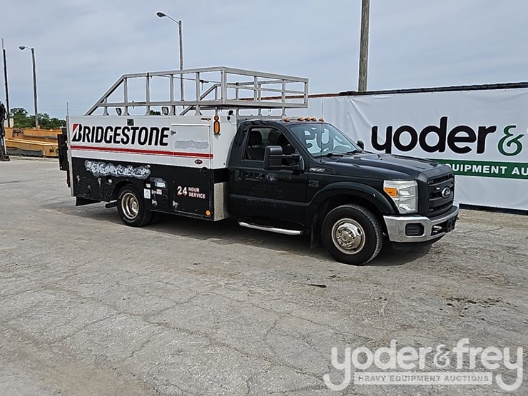 2015-ford-f350-sd-image-6