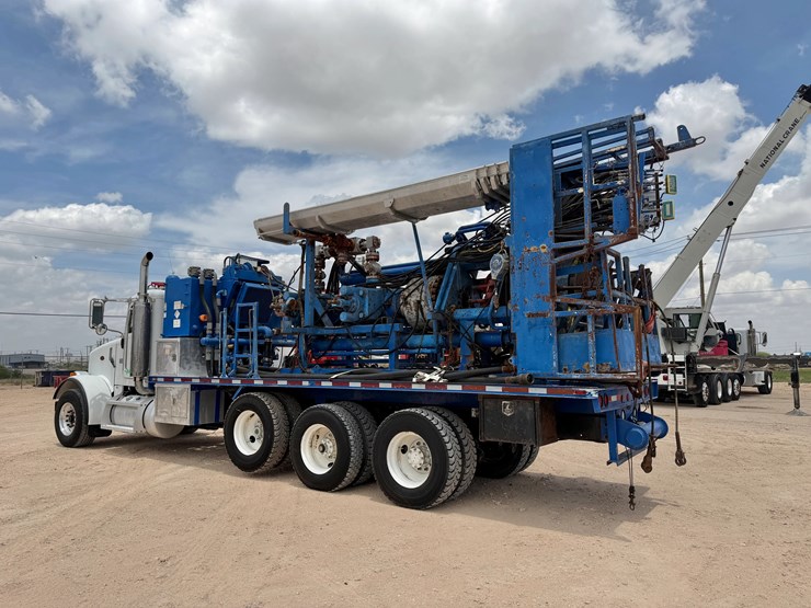 2007-peterbilt-357-image-4