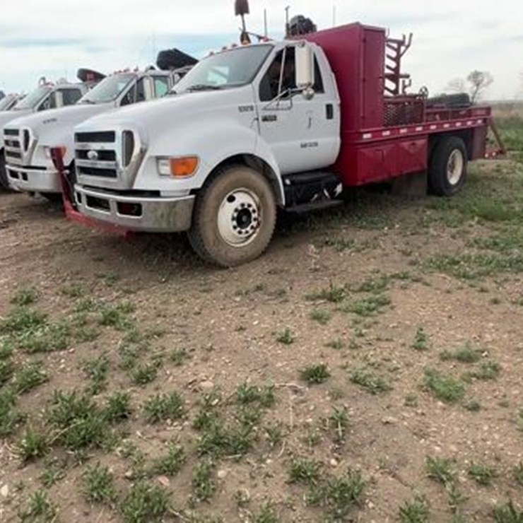 2008 FORD F650