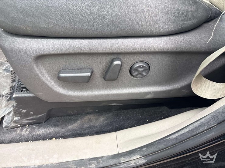 2015-kia-sedona-image-14