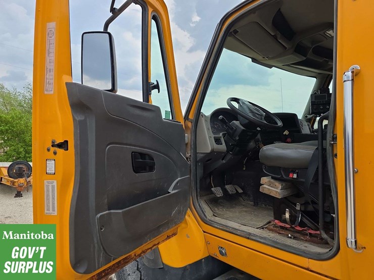 2010-international-workstar-7600-image-22