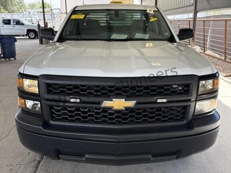 2014-chevrolet-silverado-1500-image-3