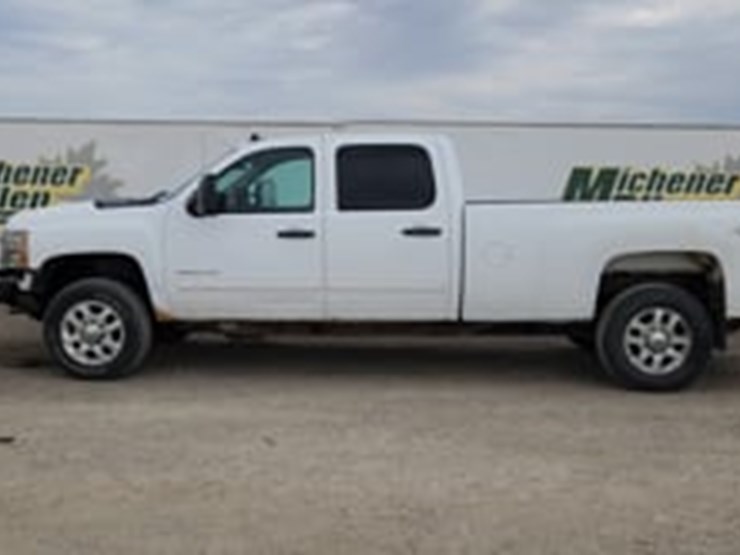 2012-chevrolet-silverado-3500hd-image-5