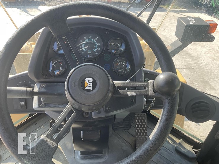 2001-caterpillar-914g-image-12
