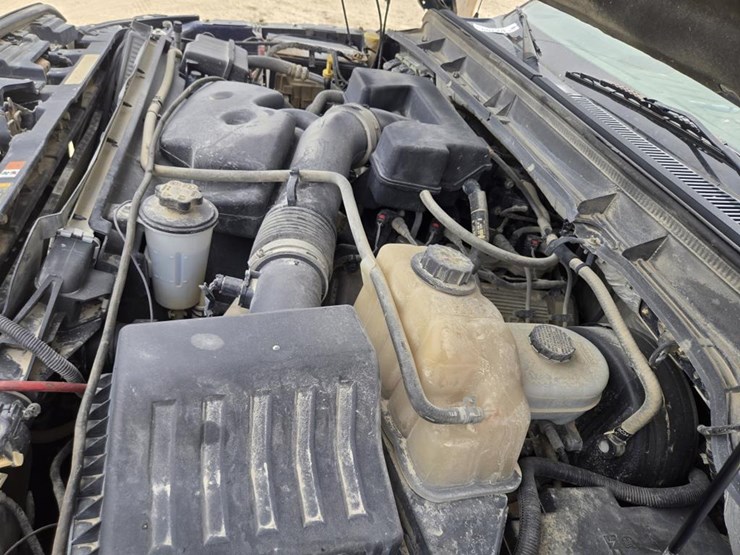 2011-ford-f350-image-15