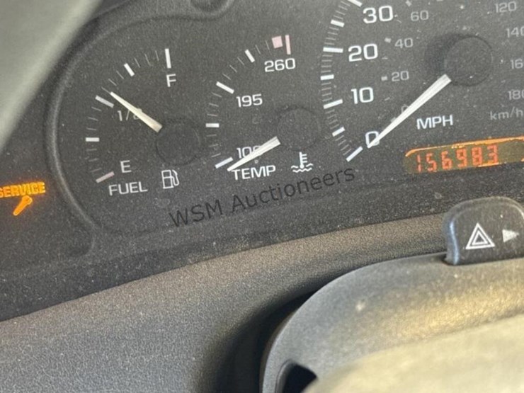 2001-chevrolet-cavalier-sdn-image-17