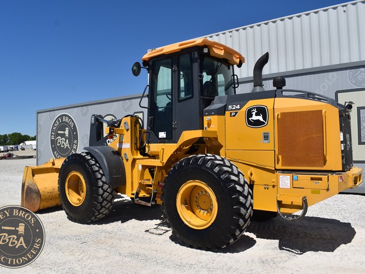 2021-deere-524-p-tier-image-14