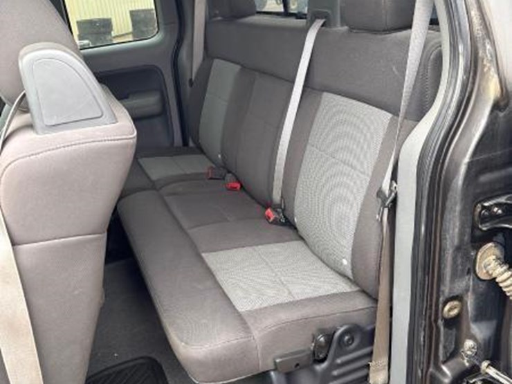2006-ford-f150-xlt-image-30