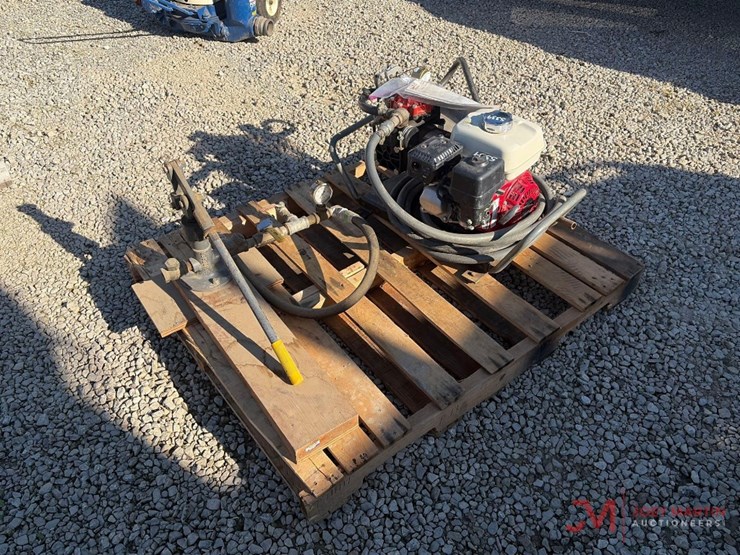 hypro-diaphragm-tset-pump-image-2