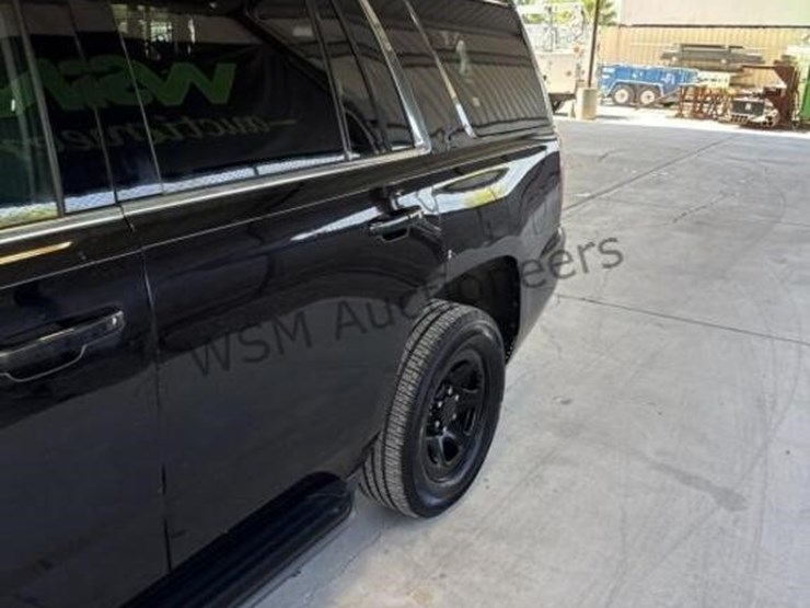 2019-chevrolet-tahoe-image-5