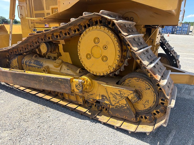 caterpillar-d6t-xl-image-6