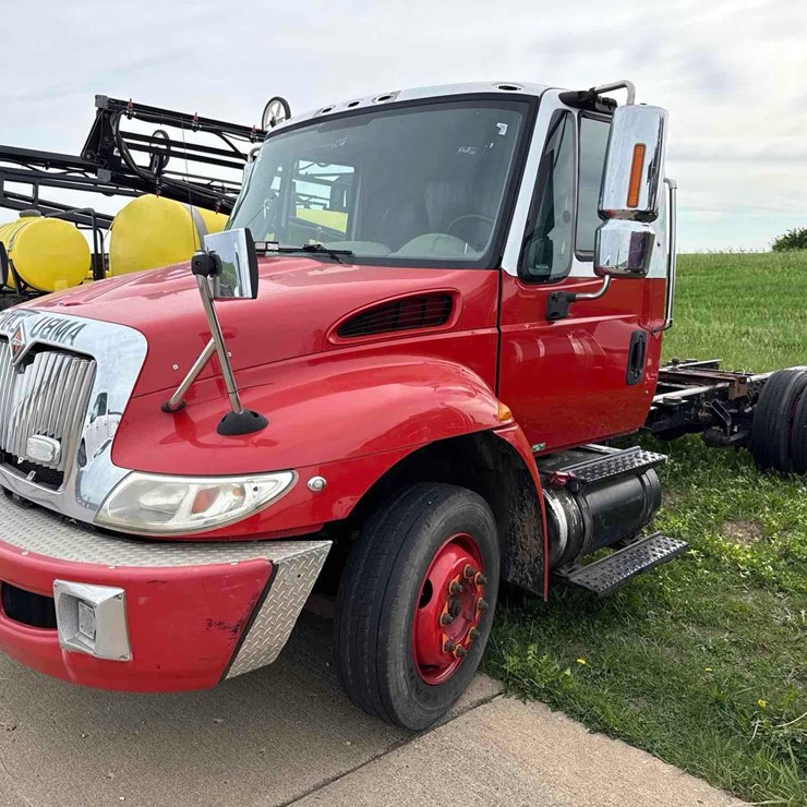 2014 INTERNATIONAL 4000