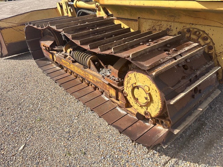 caterpillar-d3g-lgp-image-10