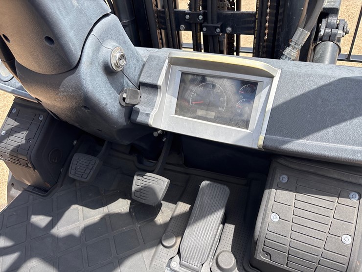#35619-•-2022-doosan-g30n-7-forklift-image-6
