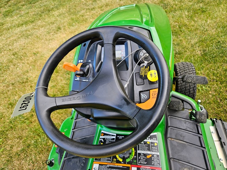 john-deere-x570-image-24
