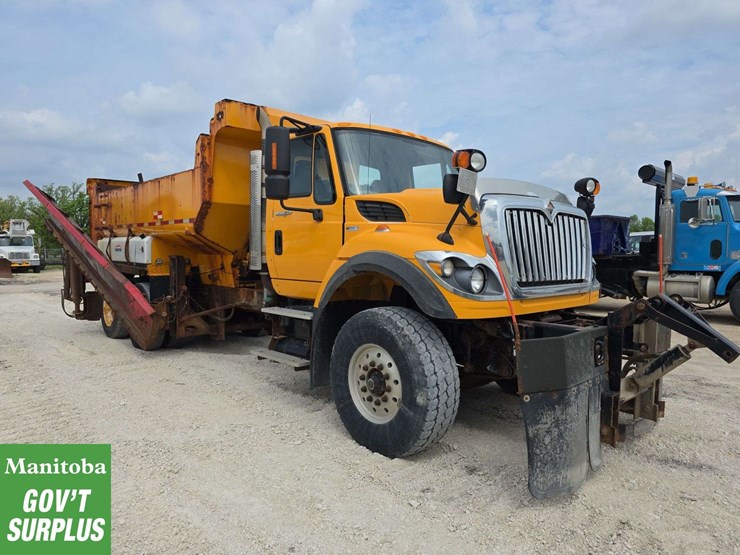 2011-international-workstar-7600-image-2