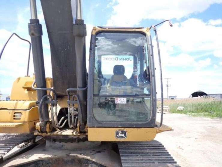 2009-deere-270d-lc-image-19