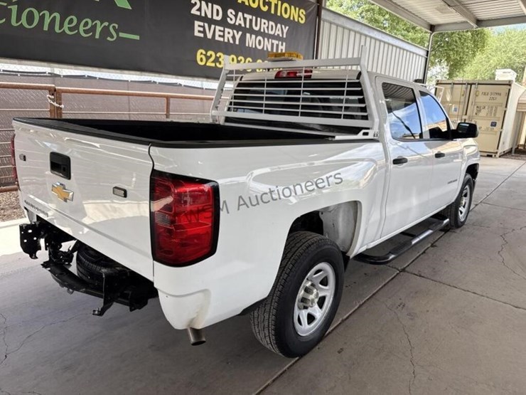 2015-chevrolet-silverado-1500-image-8