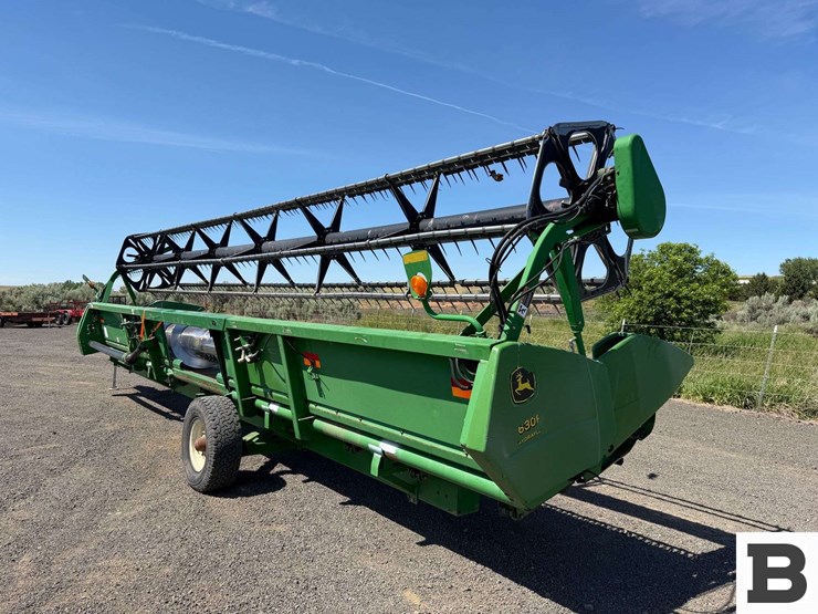2004-john-deere-630f-image-3