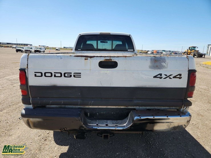 dodge-2500-image-7