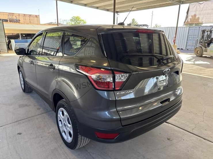 2017-ford-escape-image-6
