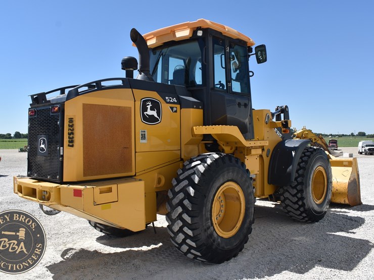 2021-deere-524-p-tier-image-6