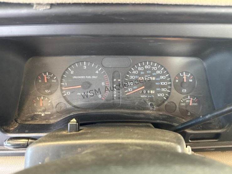 1995-dodge-ram-2500-image-15