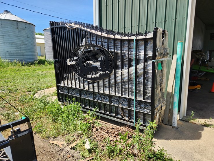 #374-•-20ft-bi-parting-gate-image-1