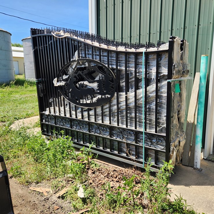 #374 • 20ft bi parting gate