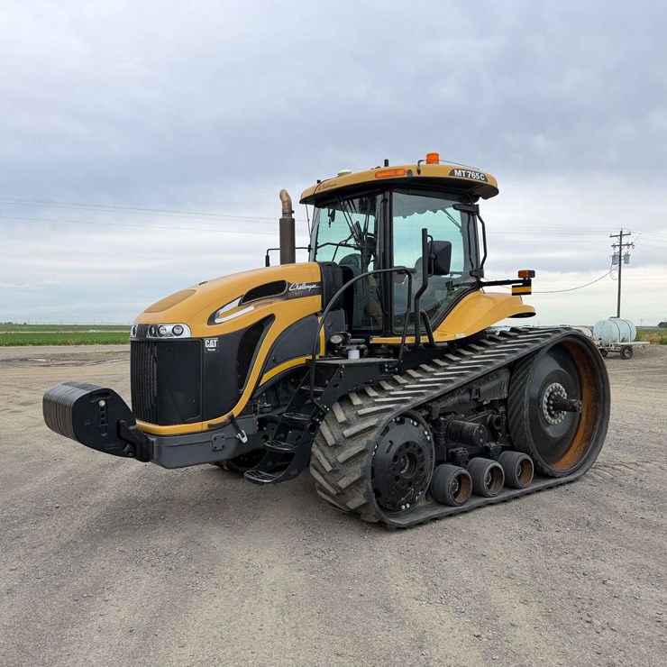 CHALLENGER MT765C