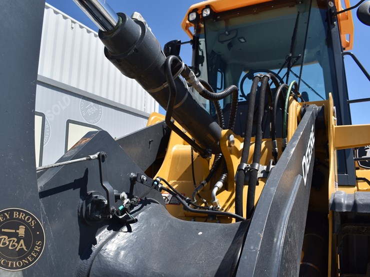 2021-deere-524-p-tier-image-27