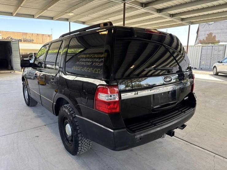 2016-ford-expedition-image-7
