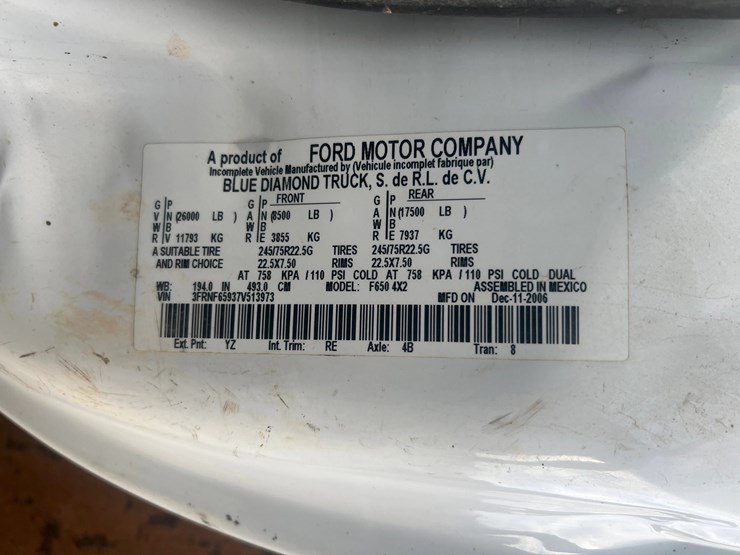 2007-ford-f650-image-8