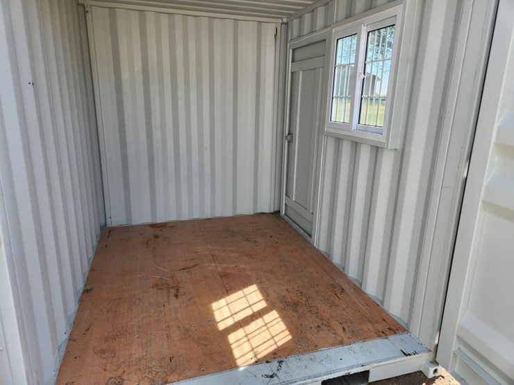 #354-•-9-ft-shipping-container-image-6