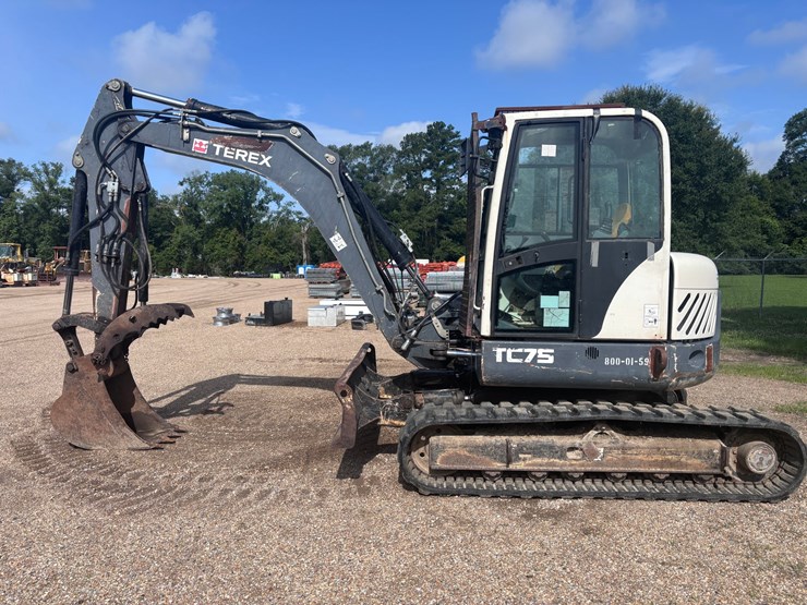 2013-terex-tc75-image-1