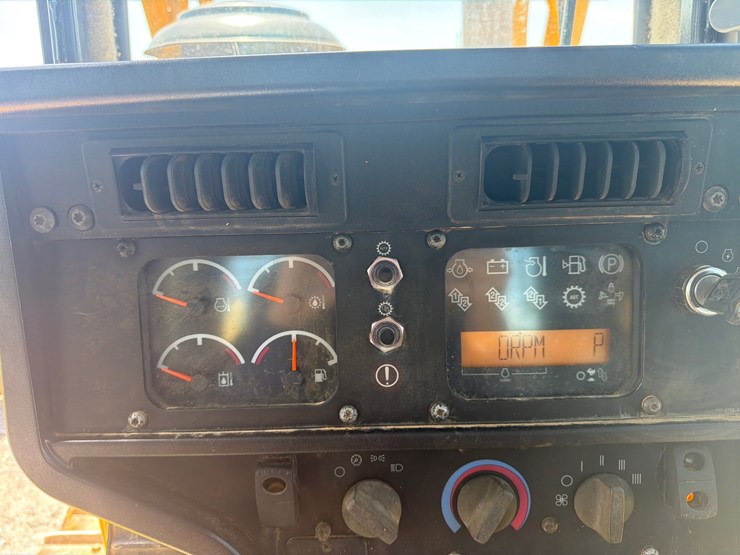 caterpillar-d6t-xl-image-20