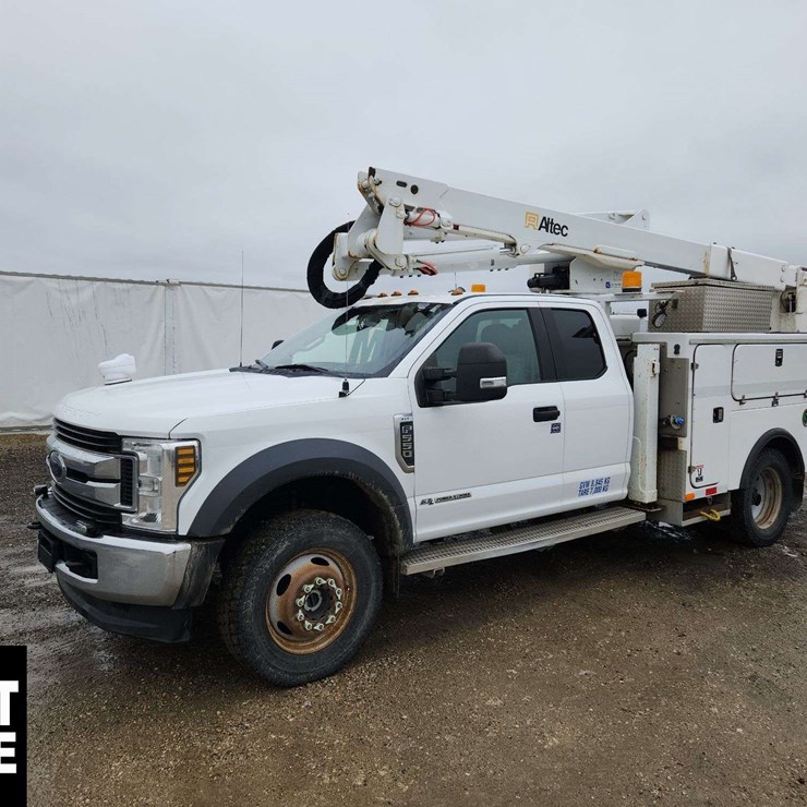 2019 FORD F550
