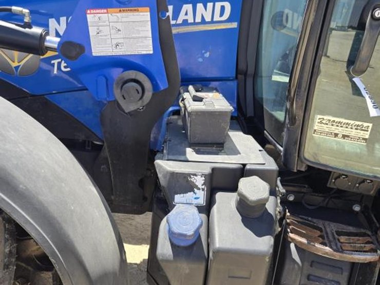 2015-new-holland-155-image-18