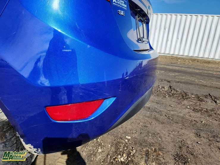 2014-ford-fiesta-se-image-34