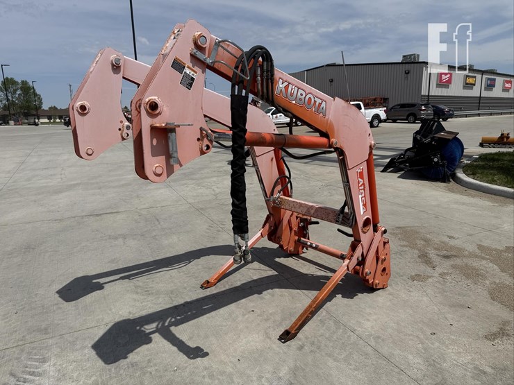 kubota-la1854-image-5