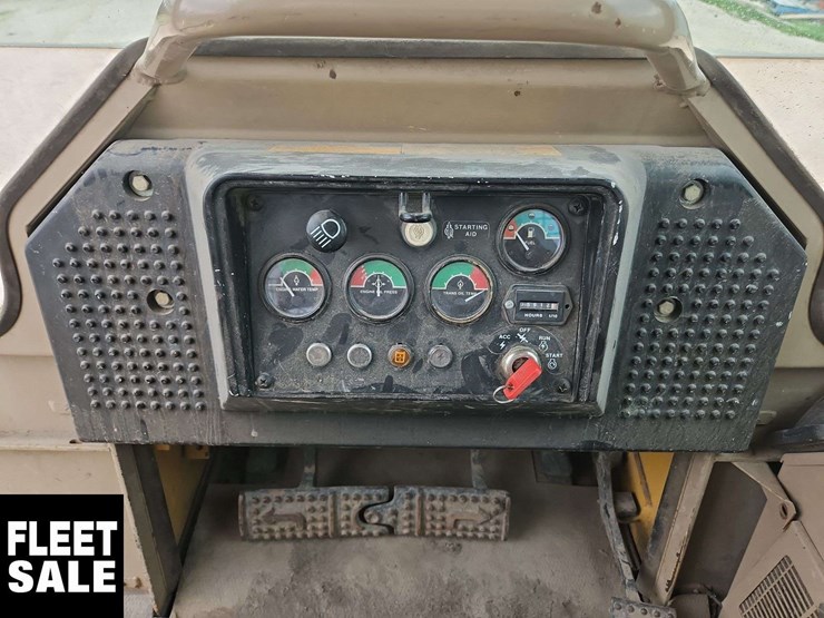 1998-john-deere-450-image-12