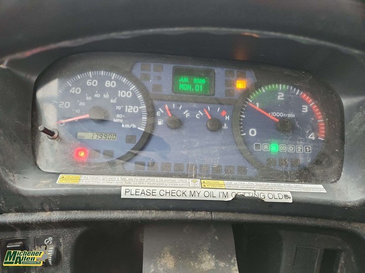 2010-hino-308-image-32