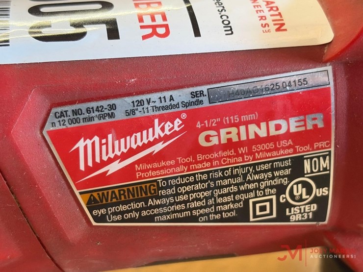 milwaukee-4-1/2"-electric-grinder-image-4
