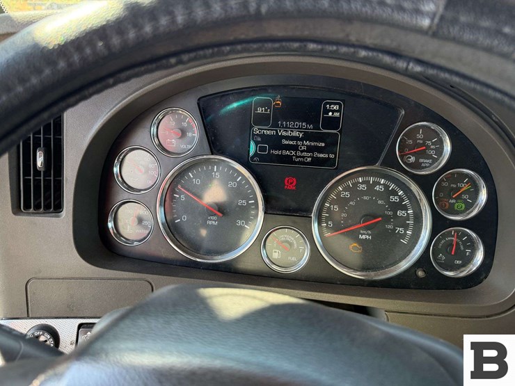2015-kenworth-t880-image-68