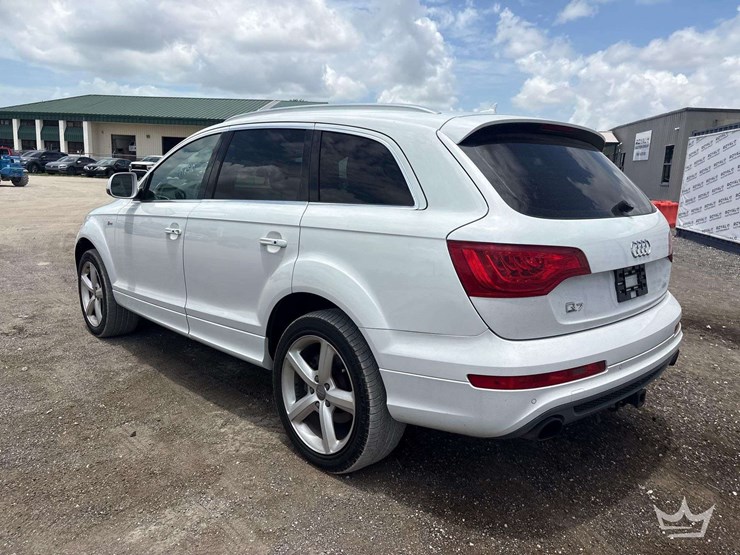 2013-audi-q7-image-4