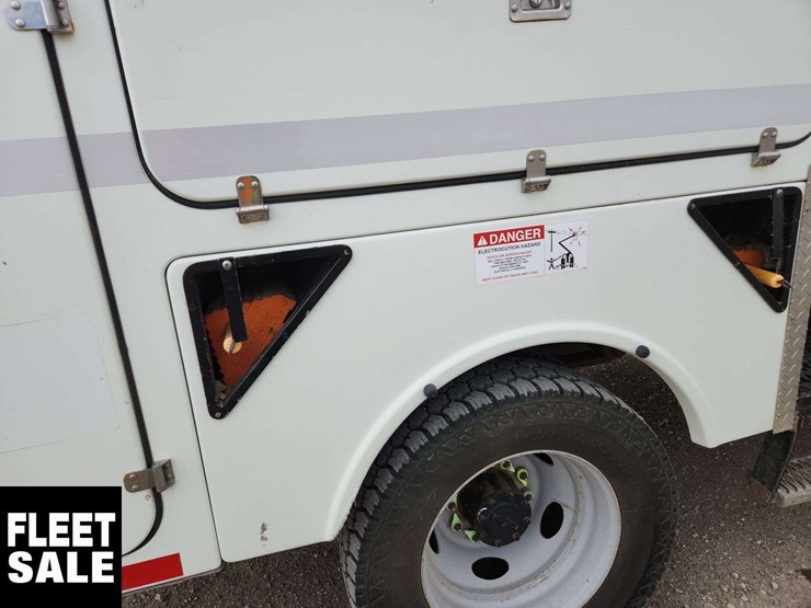 2019-ford-f550-image-30