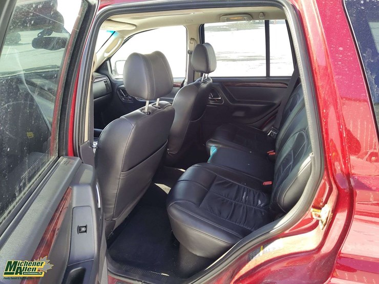 2004-jeep-grand-cherokee-image-16