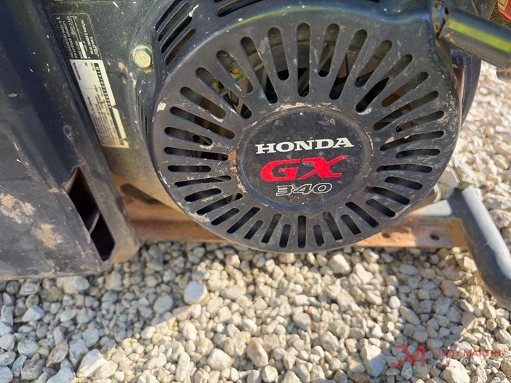 magnum-mpg-5600-gas-generator-image-5