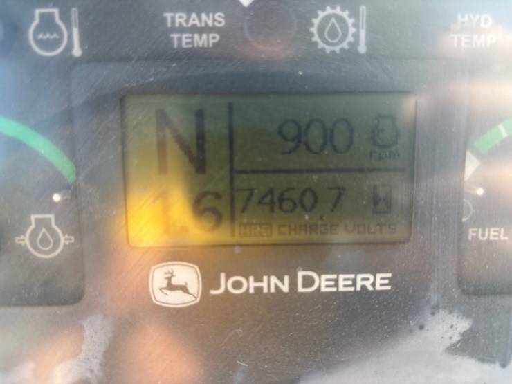 deere-750j-image-15